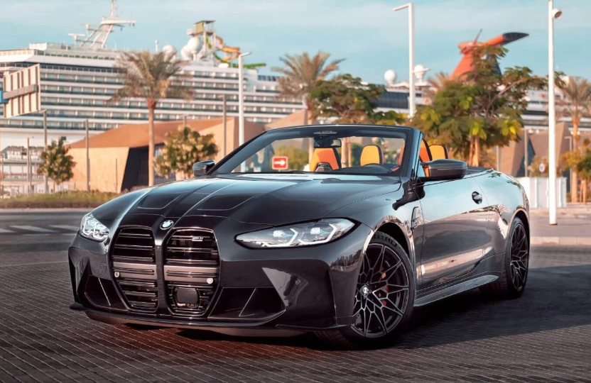 𝗥𝗘𝗡𝗧 𝗖𝗢𝗡𝗩𝗘𝗥𝗧𝗜𝗕𝗟𝗘 𝗗𝗨𝗕𝗔𝗜 : Luxury, Freedom, and Open-Air Driving in Dubai