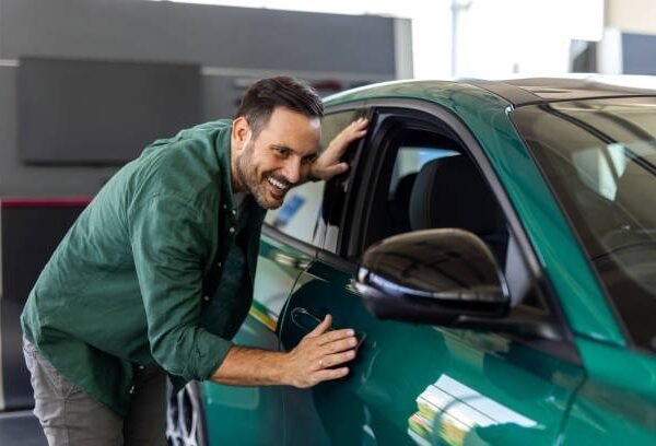 How the Right Expert Can Save You Time and Money When Buying a Vehicle