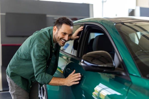 How the Right Expert Can Save You Time and Money When Buying a Vehicle