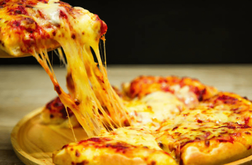 6 Chezzy Pizza Varieties You Absolutely Must Try This Weekend