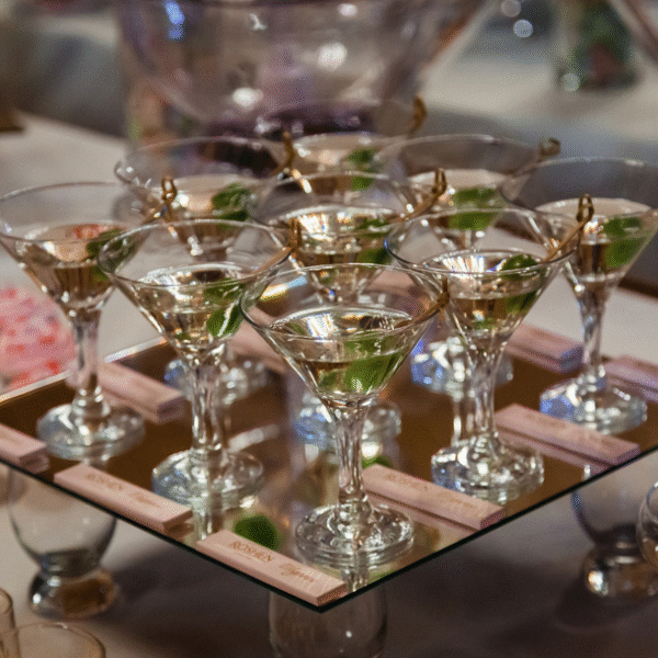 5 Creative Ways to Style Your Event with Bar Hire and Glassware Hire