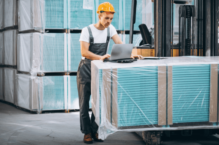 How Sandwich Panels in Melbourne Affect Cool Room Installation Cost?