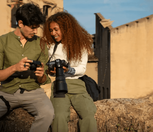 How Scenic Outdoor Settings Enhance Graceful Lifestyle Portrait Photography