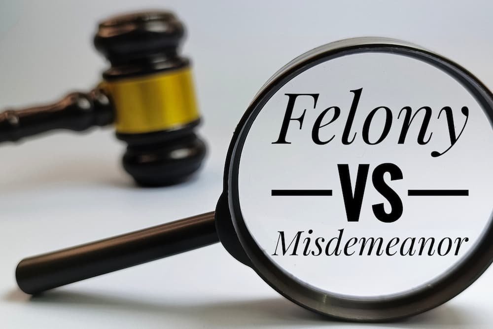 Difference between the Laws related to Felony and Misdemeanor