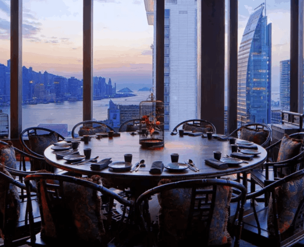 Harbour View Dining in Hong Kong: Elevating the Restaurant Experience